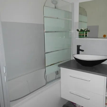 Vittoria Immobilier 1-reglement Sur Place - Cheques Acceptes