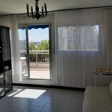 Vittoria Immobilier 1-reglement Sur Place - Cheques Acceptes Apartament